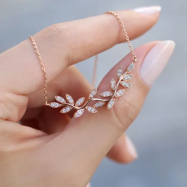 0.30 Karat Özel Tasarım Dal Pırlanta Kolye - 1
