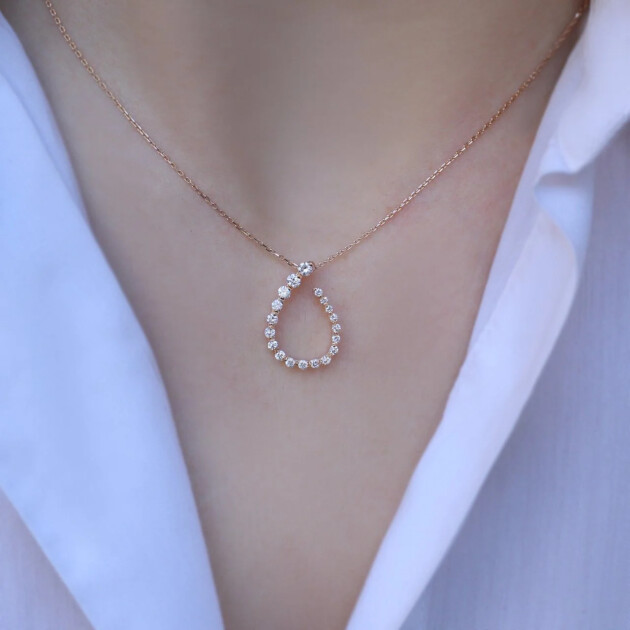 0.35 Karat Pırlantalı Damla Kolye - 