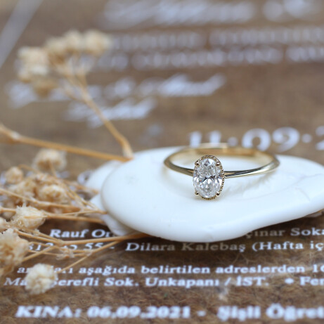 0.40 Karat Vintage Özel Tasarım Oval Pırlanta Yüzük - 