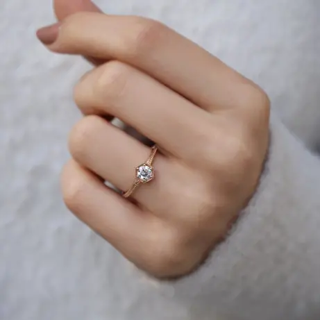 0.50 Karat F VS2 GIA Sertifikalı Altıgen Başak Pırlanta Yüzük - 1