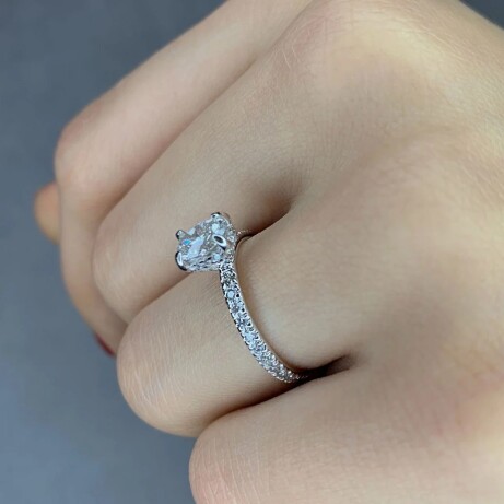 1.00 Karat GIA Sertifikalı Oval Pırlanta Tektaş Yüzük - 3