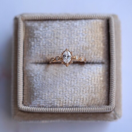 Vintage Aria Beyaz Topaz & Pırlanta Yüzük - 