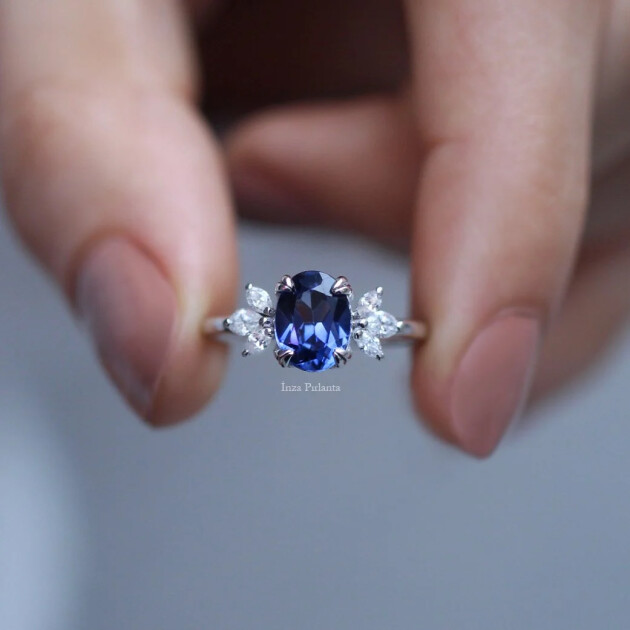Vintage Lotus Blue Topaz & Pırlanta Yüzük - 